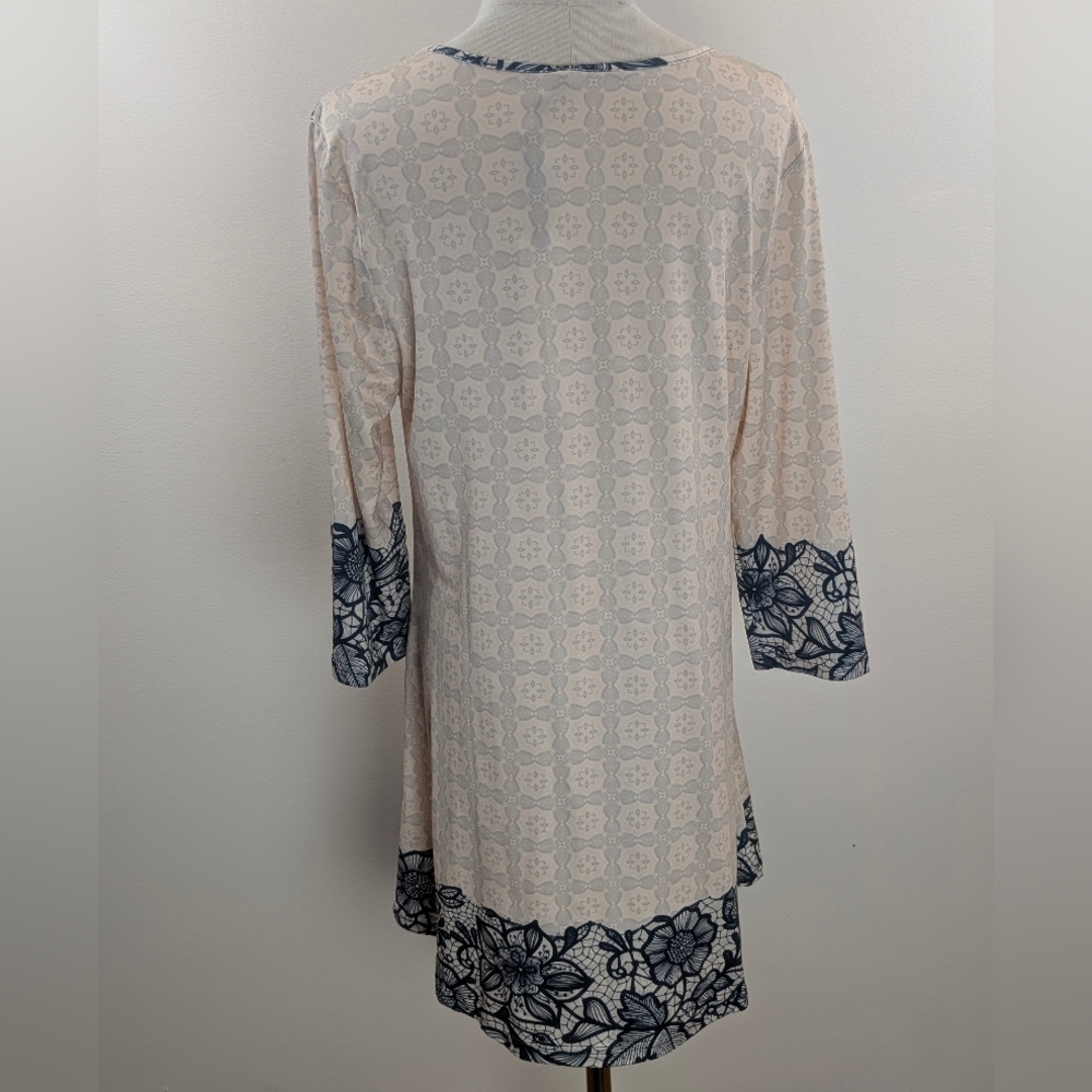 Lily by Firmiana Women's Size Medium Elegant Cream & Black Floral Tunic - Picture 4 of 11